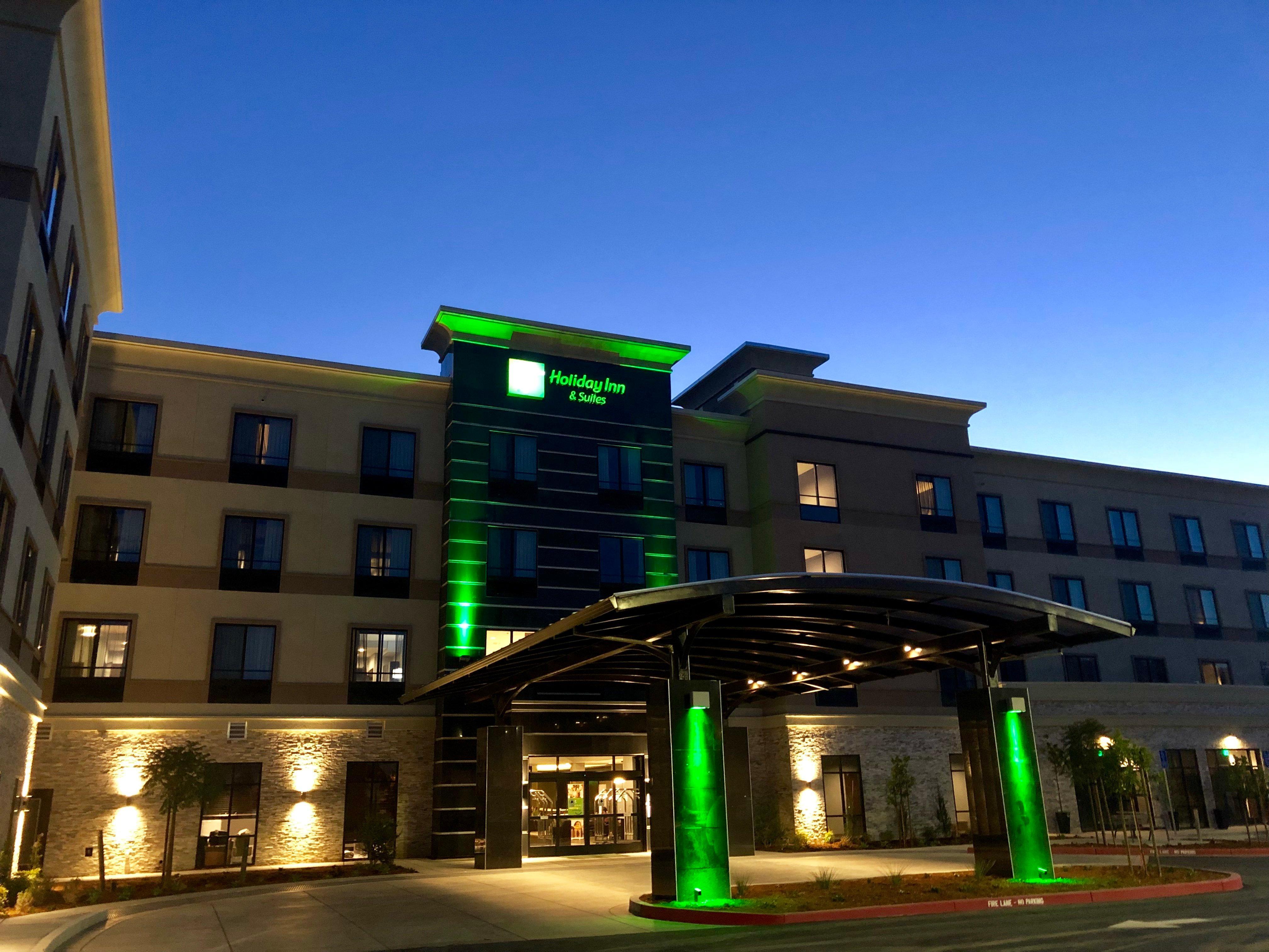 Holiday Inn Hotel & Suites Silicon Valley - Milpitas By Ihg Exteriér fotografie